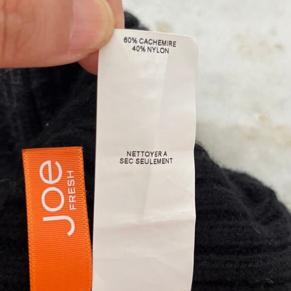 Joe Fresh Cashmere Blend Ribbed Knit Gloves – Black – O/S - Picture 4 of 5